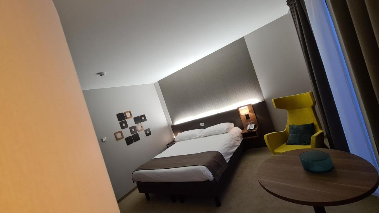 Hotel Drie Eiken Эдегем Экстерьер фото